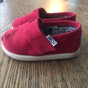 Red Baby Toms